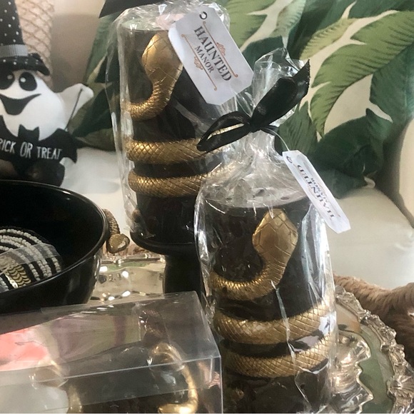 NIP! 2) Gothic Black Pillar Candles Gold Snakes + Candle Holders - Picture 1 of 4